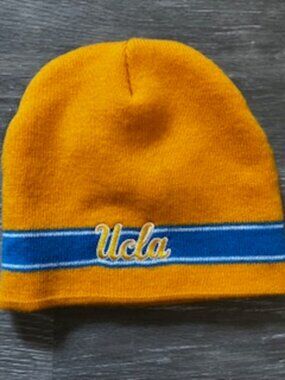 🧡3/15 UCLA Bruins Knit Beanie Blue Yellow Women's S/M